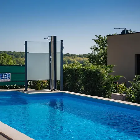 Villa Beautiful B&u With Pool In Vrsar *